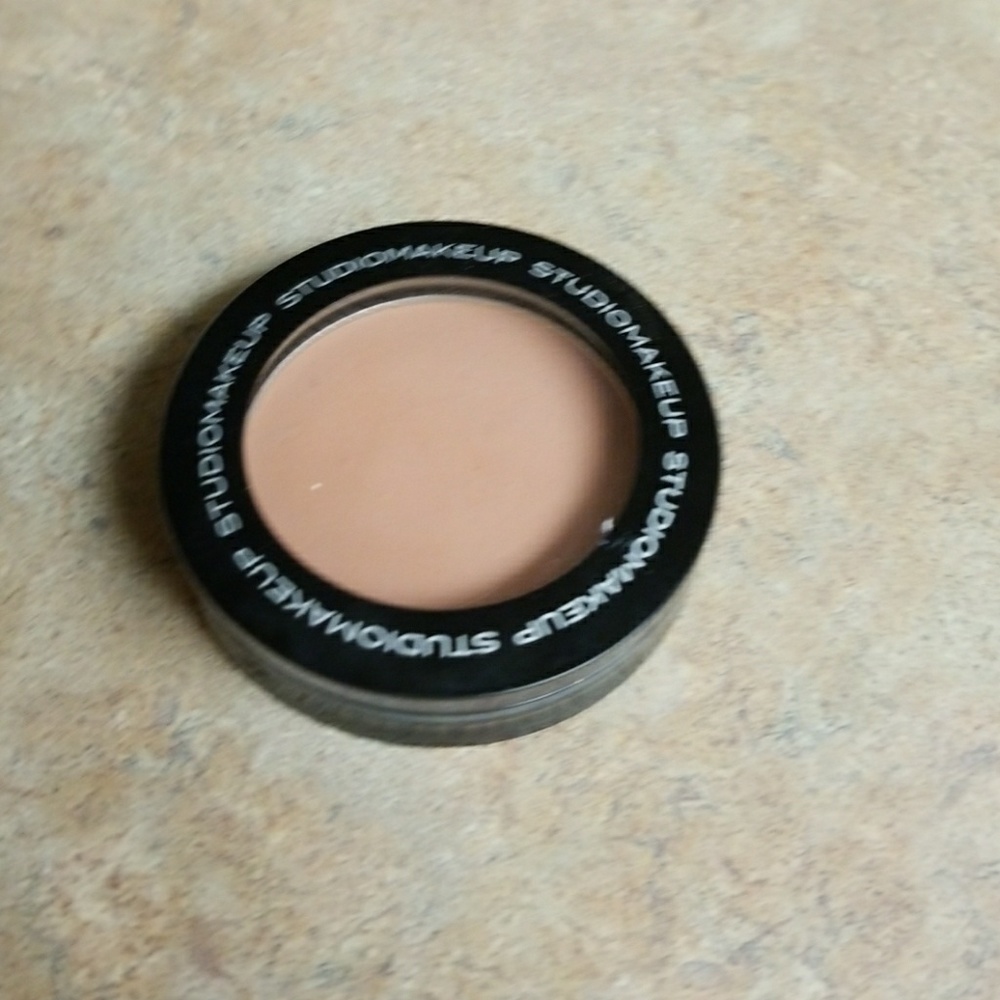 Studiomakeup- Blush Sahara